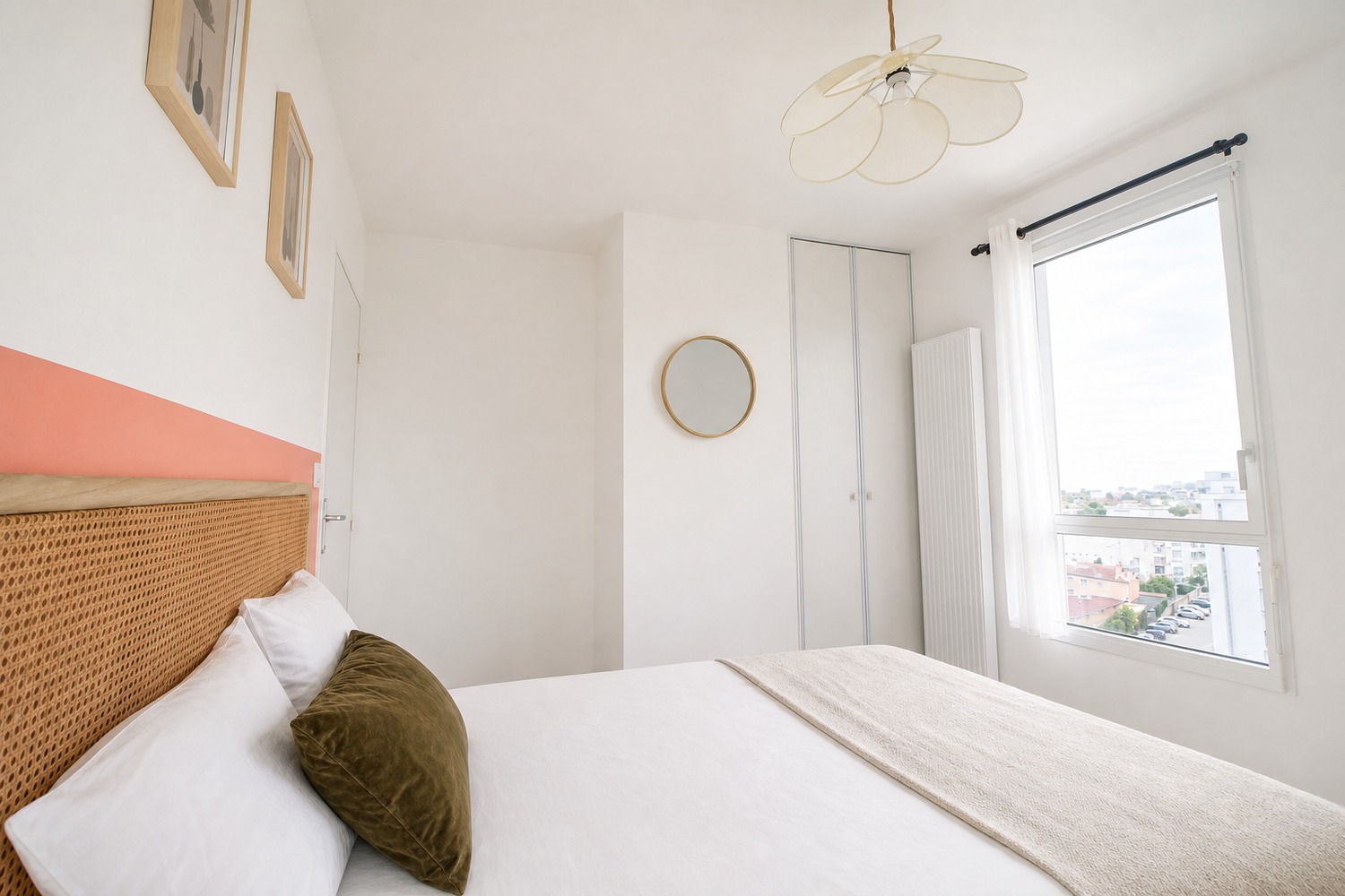 11 m² colourful bedroom in Villeurbanne – LYO48