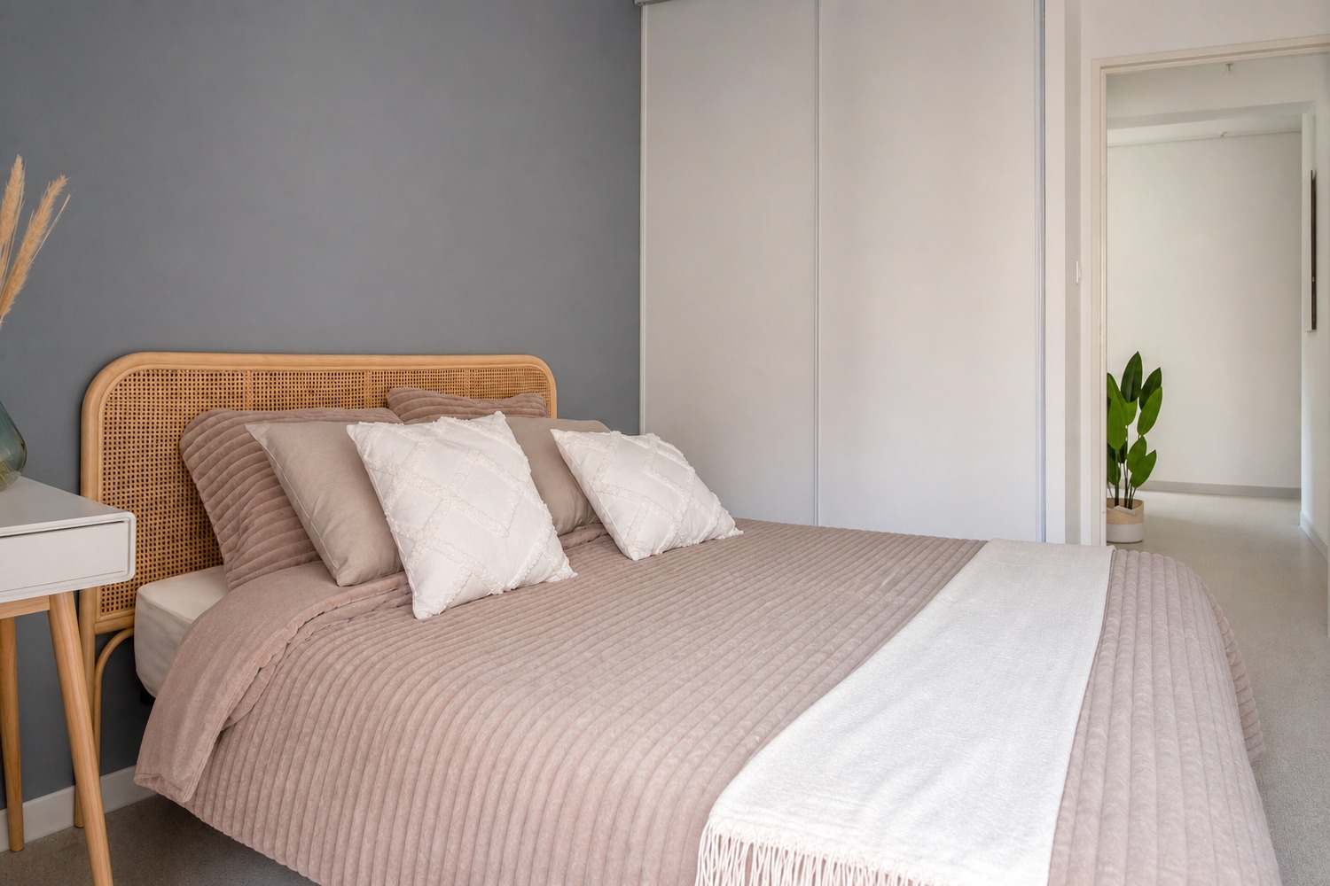 Beautiful 11 m² room in Strasbourg – ST101