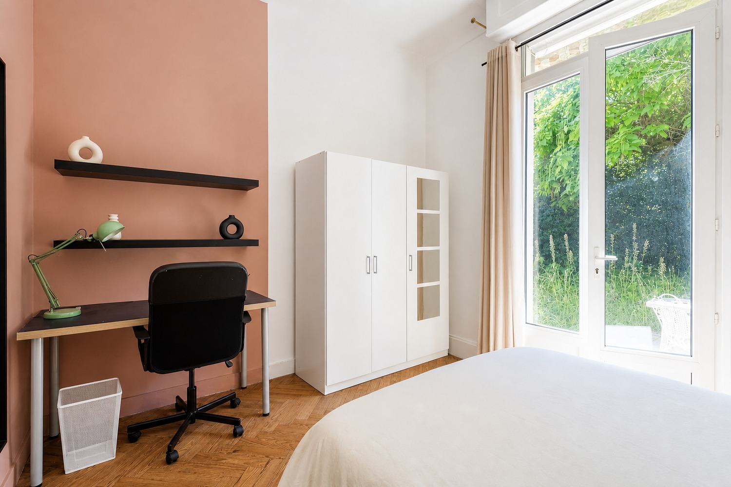 Beautiful bright room – 12m² – BO7