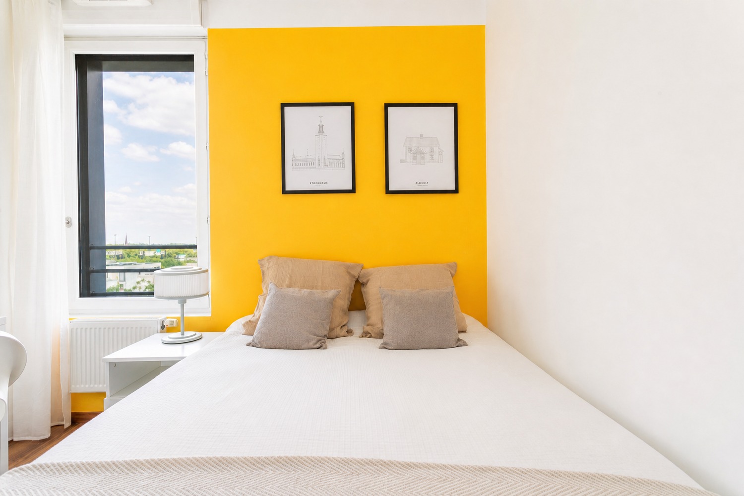 Settle into this room with private bathroom – LIL17