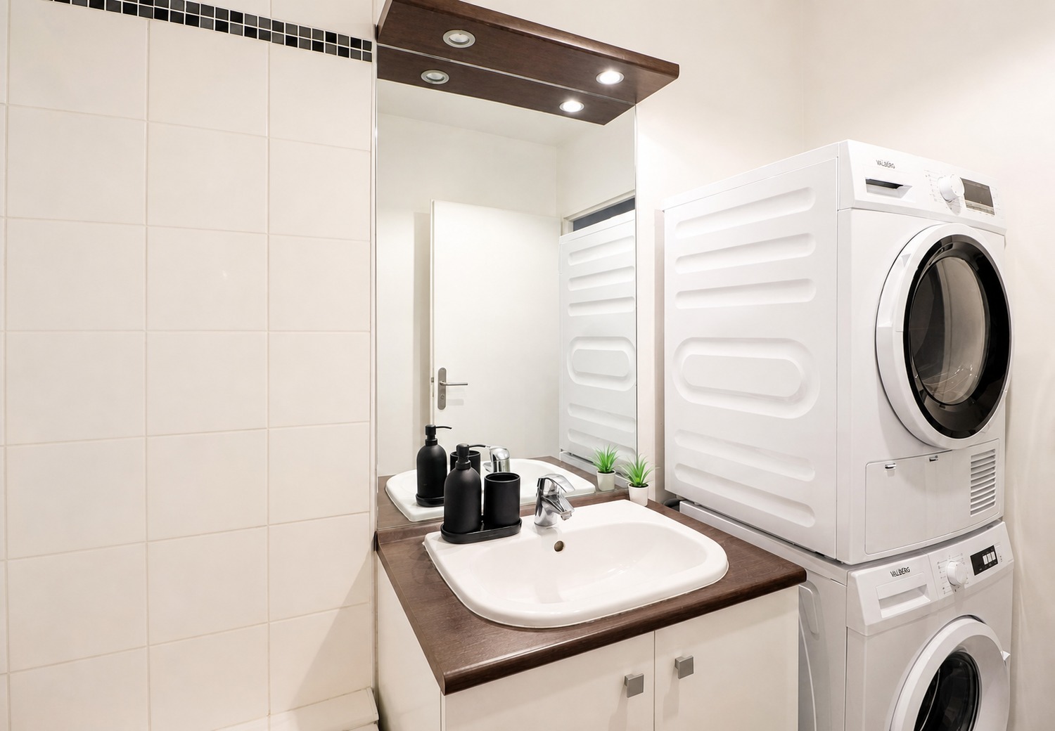 Sophisticatedbedroom of 14 m² to rent in coliving in Lille – LIL02