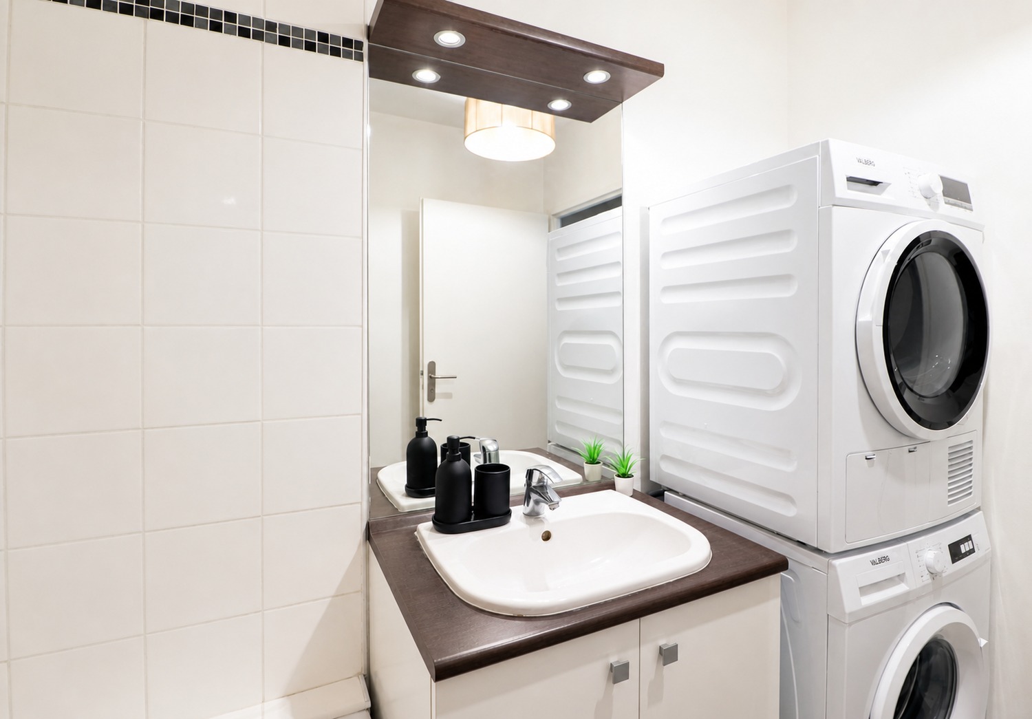 Charming 11 m² bedroom for rent in coliving in Lille – LIL13