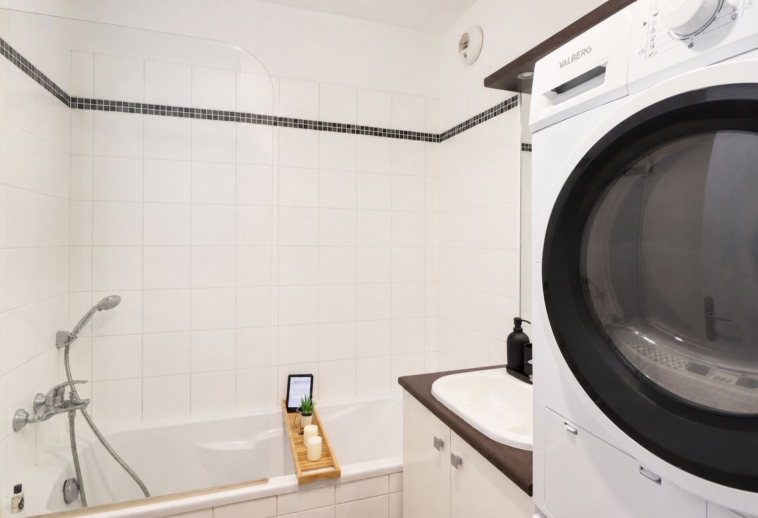 Charming 11 m² bedroom for rent in coliving in Lille – LIL13