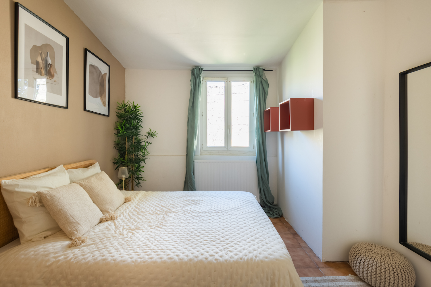 Large comfortable bedroom – 17m² – BO3