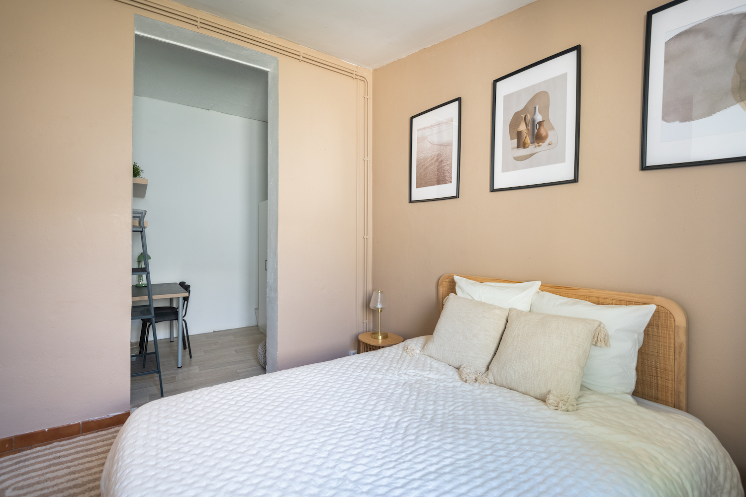 Large comfortable bedroom – 17m² – BO3