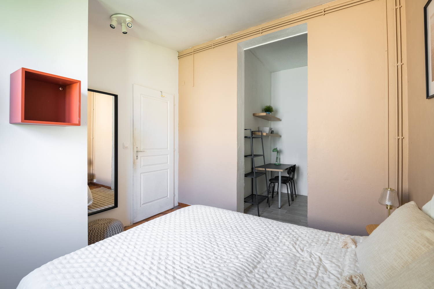 Large comfortable bedroom – 17m² – BO3