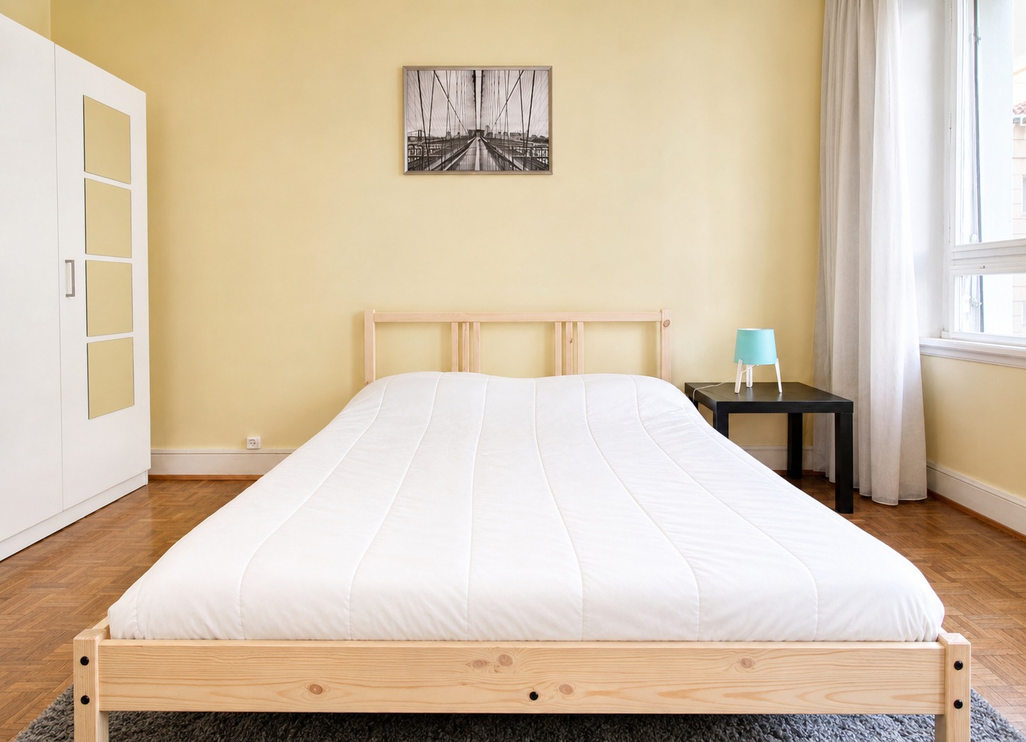 Spacious and luminous room – 15m² – ST25