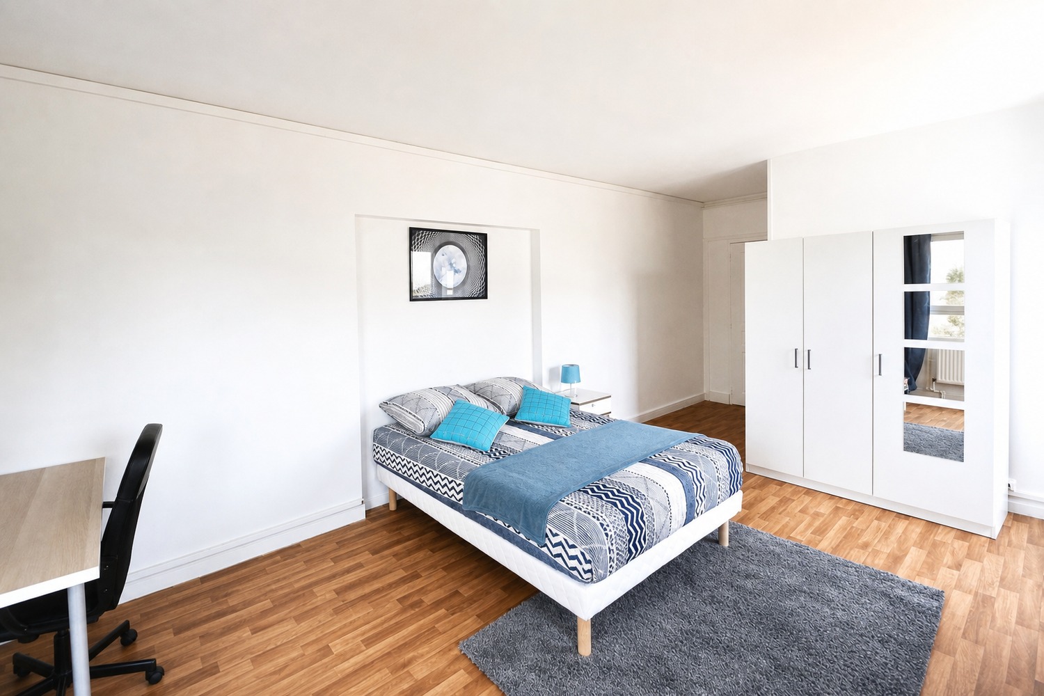 Very spacious and luminous bedroom – 22m² – PA39