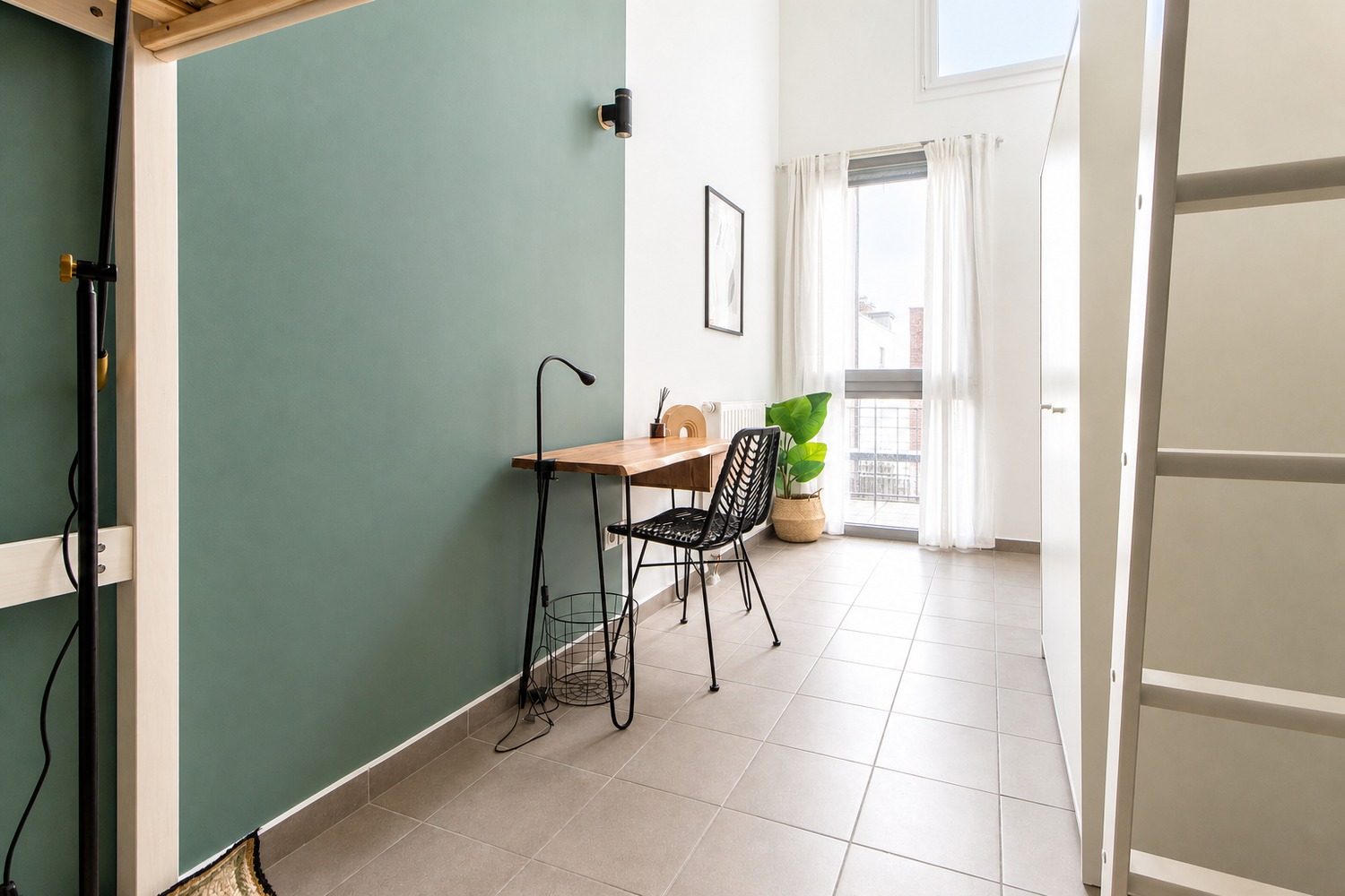 Rent this 11 m² in coliving room with mezzanine in Paris – PA87