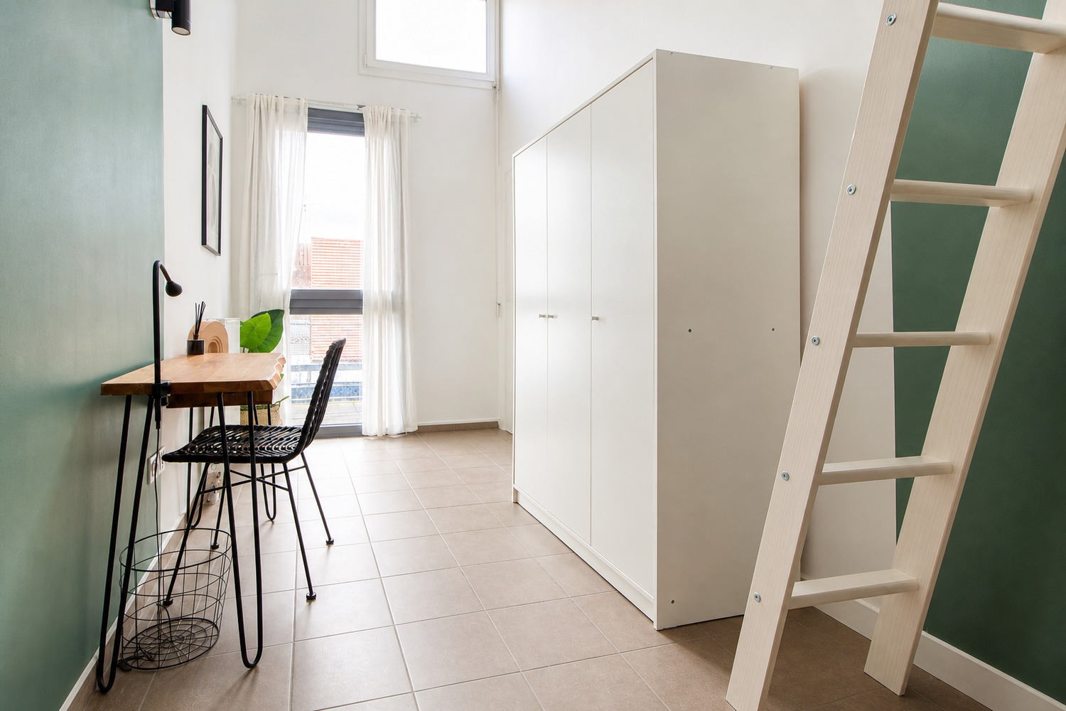 Rent this 11 m² in coliving room with mezzanine in Paris – PA87