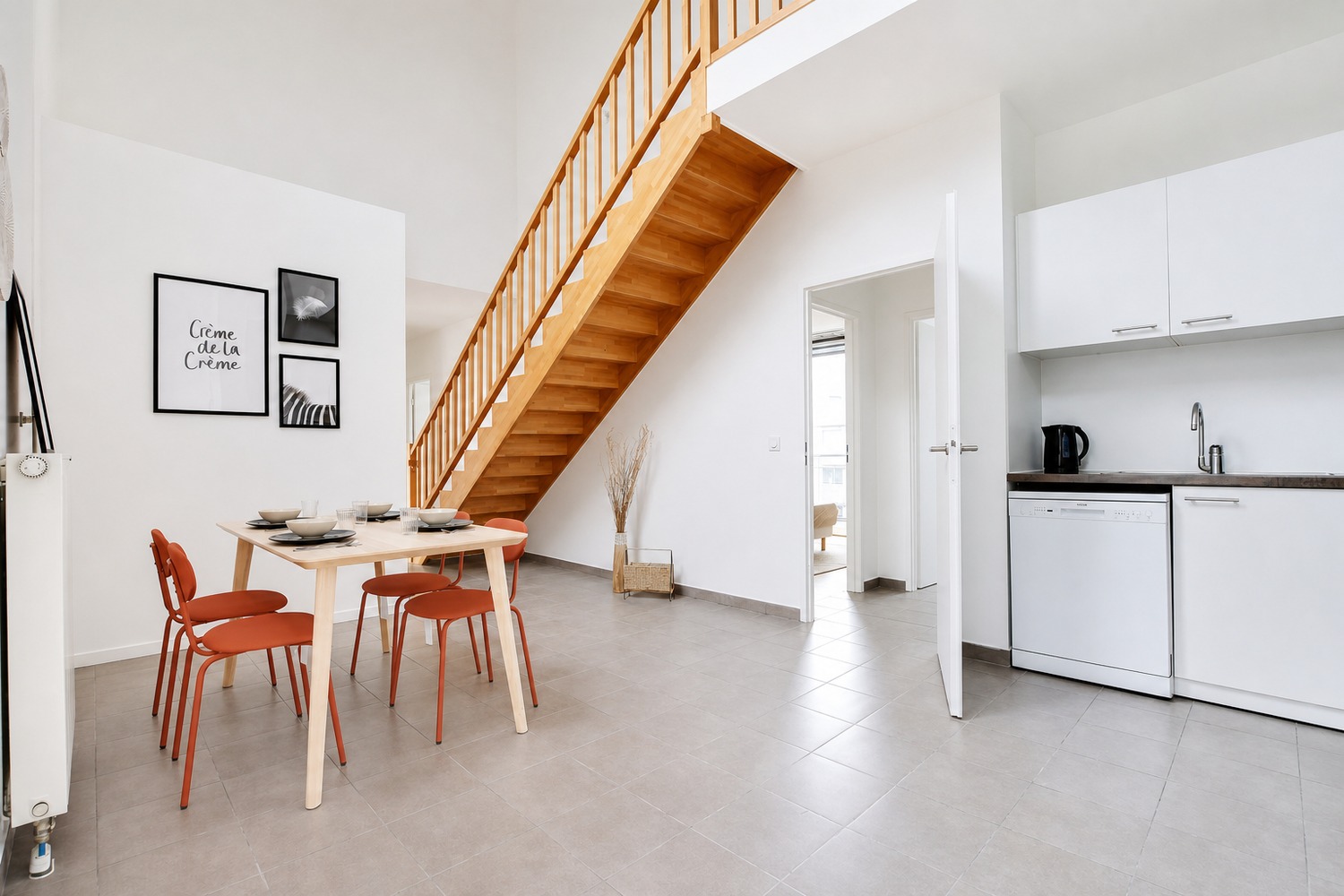 Move into this 11 m² minimalist room in a coliving space in Paris – PA102