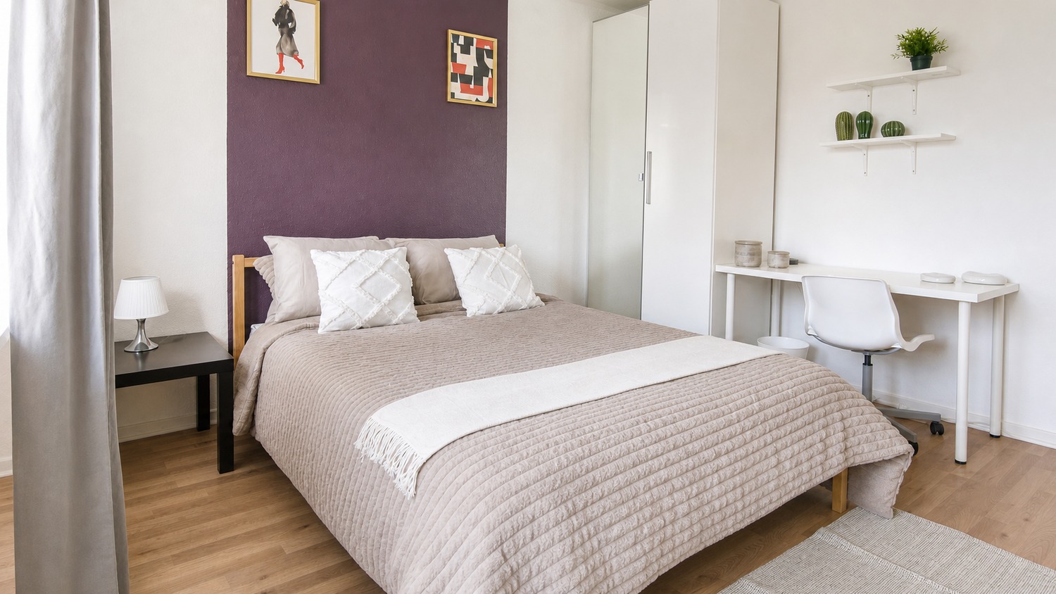 Spacious and luminous room – 15m² – ST14
