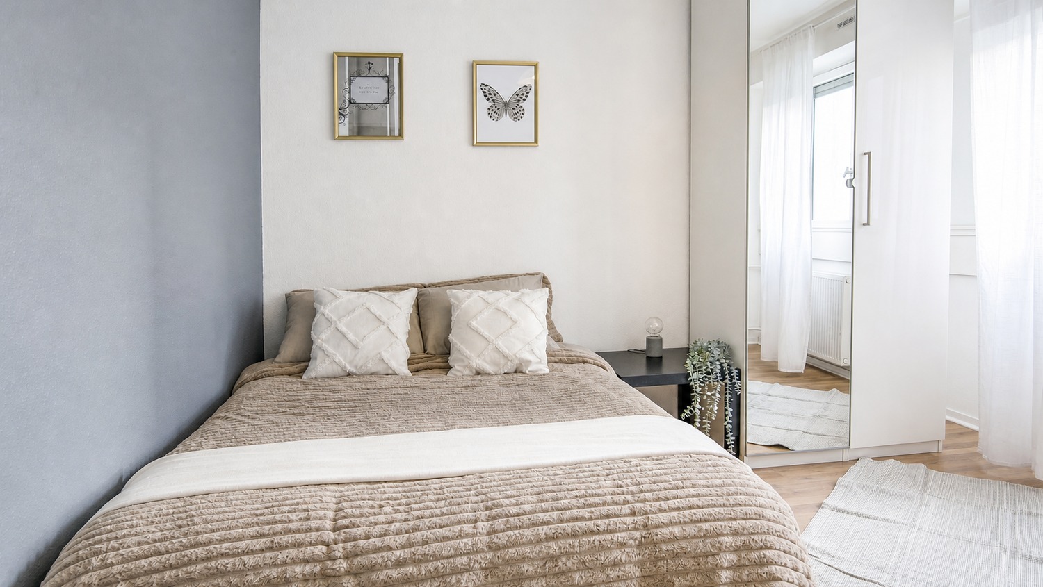 Cosy and luminous room – 12m² – ST16