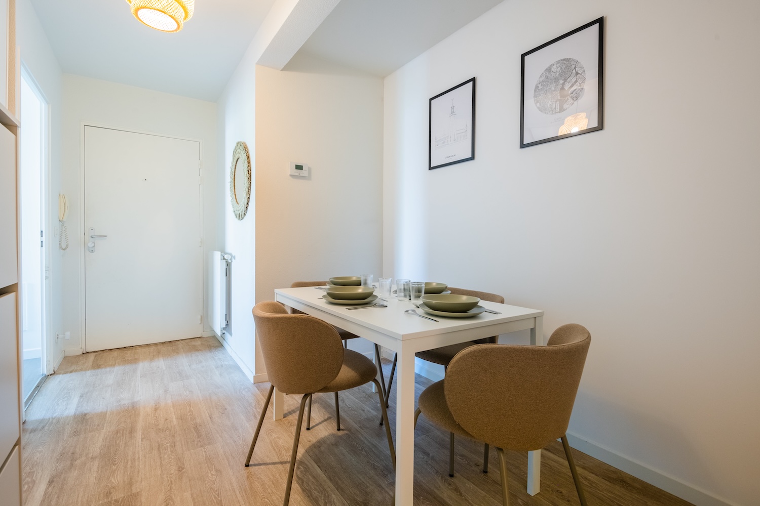 Move into this 20 m² bedroom – BO48