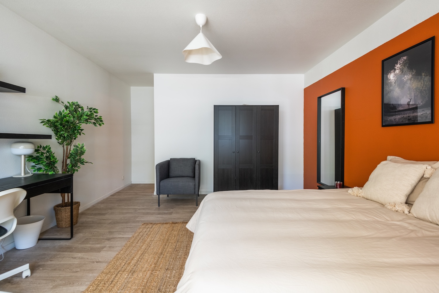 Move into this 20 m² bedroom – BO48