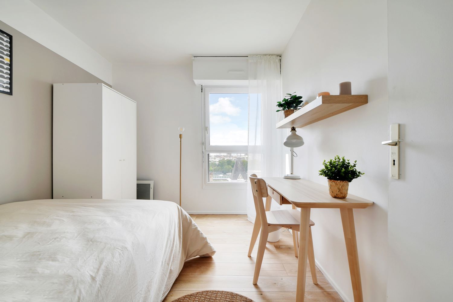 Move into this room of 10 m² – SCL03