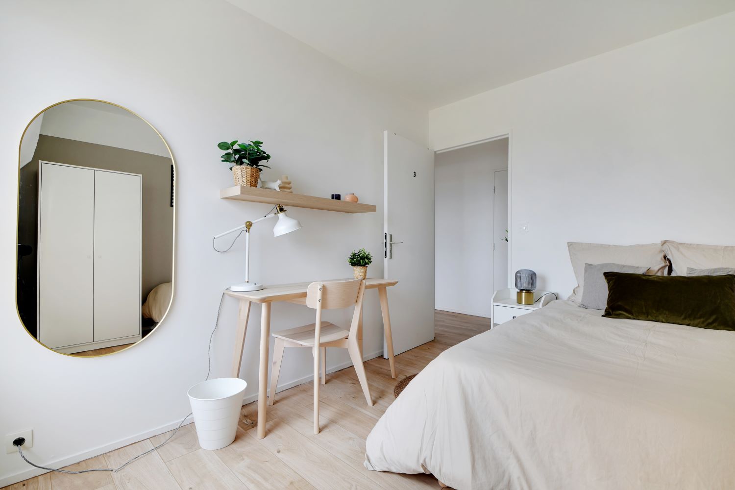 Move into this room of 10 m² – SCL03