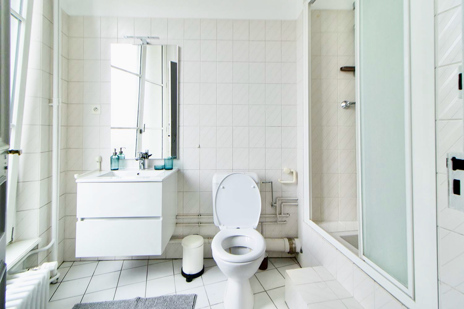 Move into this superbe 25 m² coliving room with its private bathroom in Strasbourg – ST91