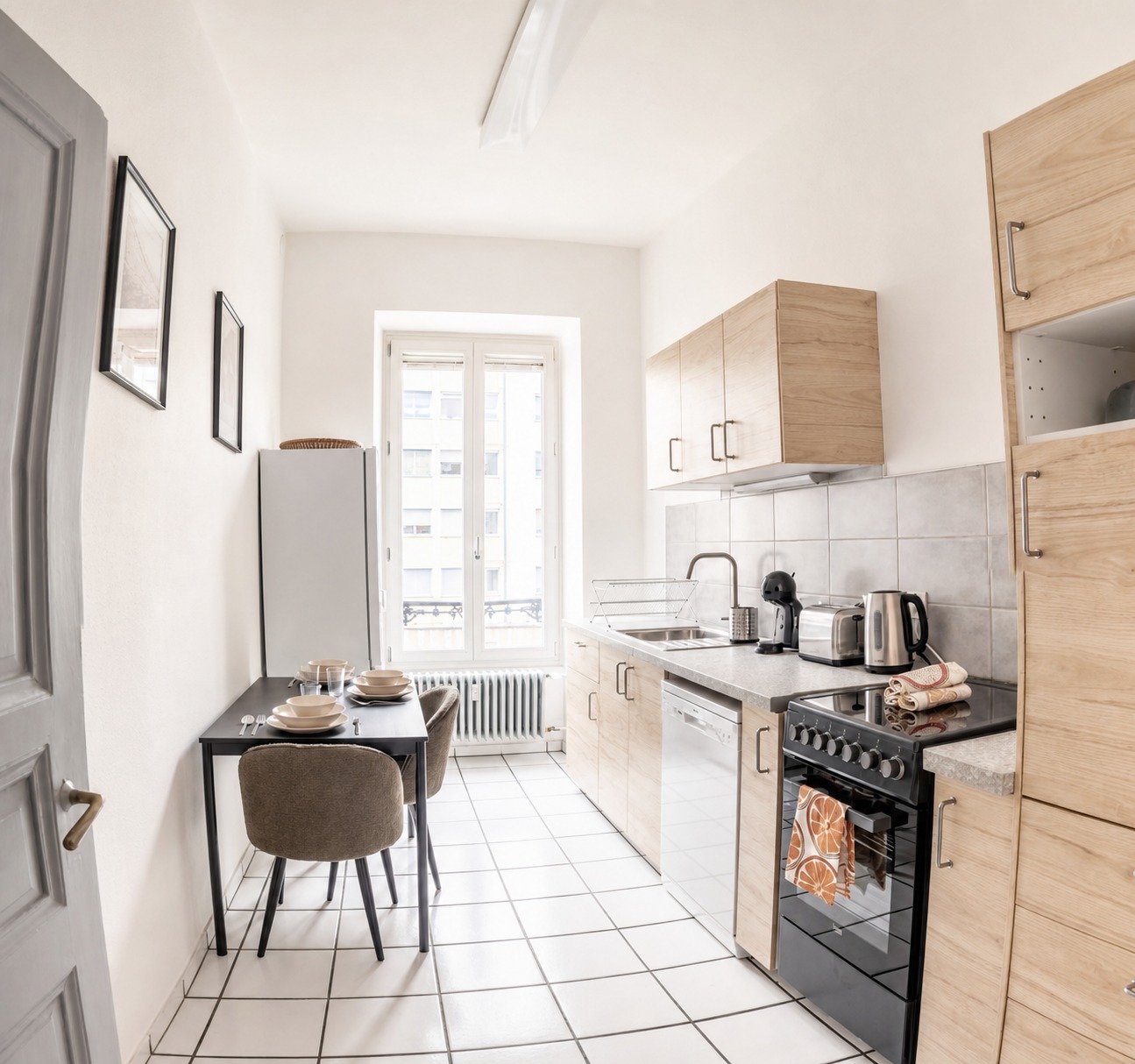 Move into this bright 14 m² coliving room in Strasbourg – ST85