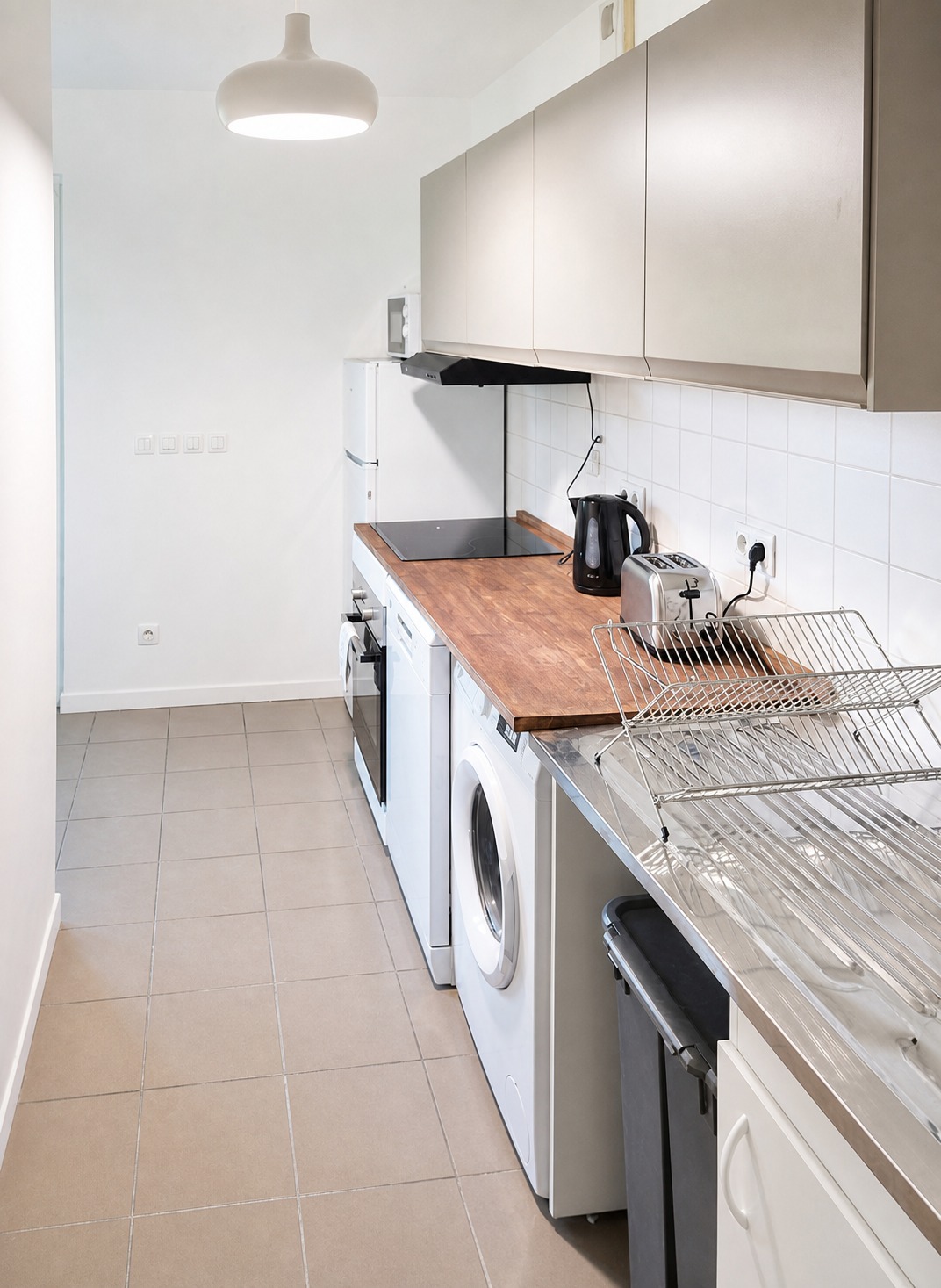 Contemporary-style 15 m² bedroom for rent in coliving at the gates of Bordeaux – B017