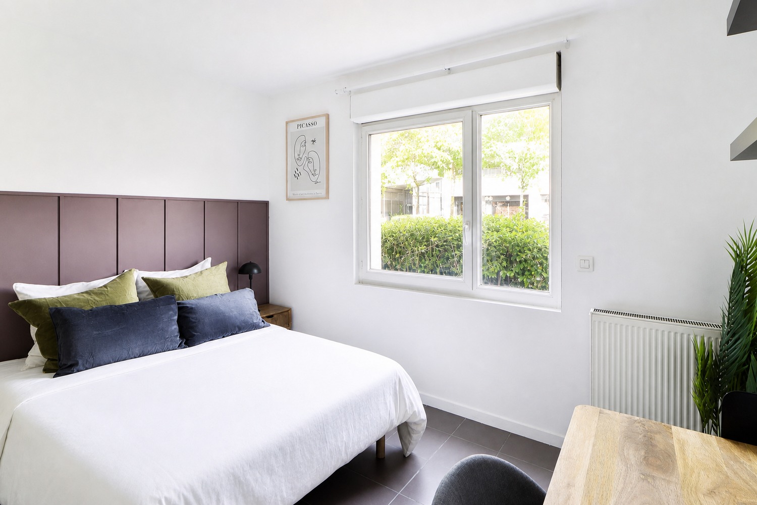 For rent in coliving near Bordeaux! Charming 13 m² room – B018