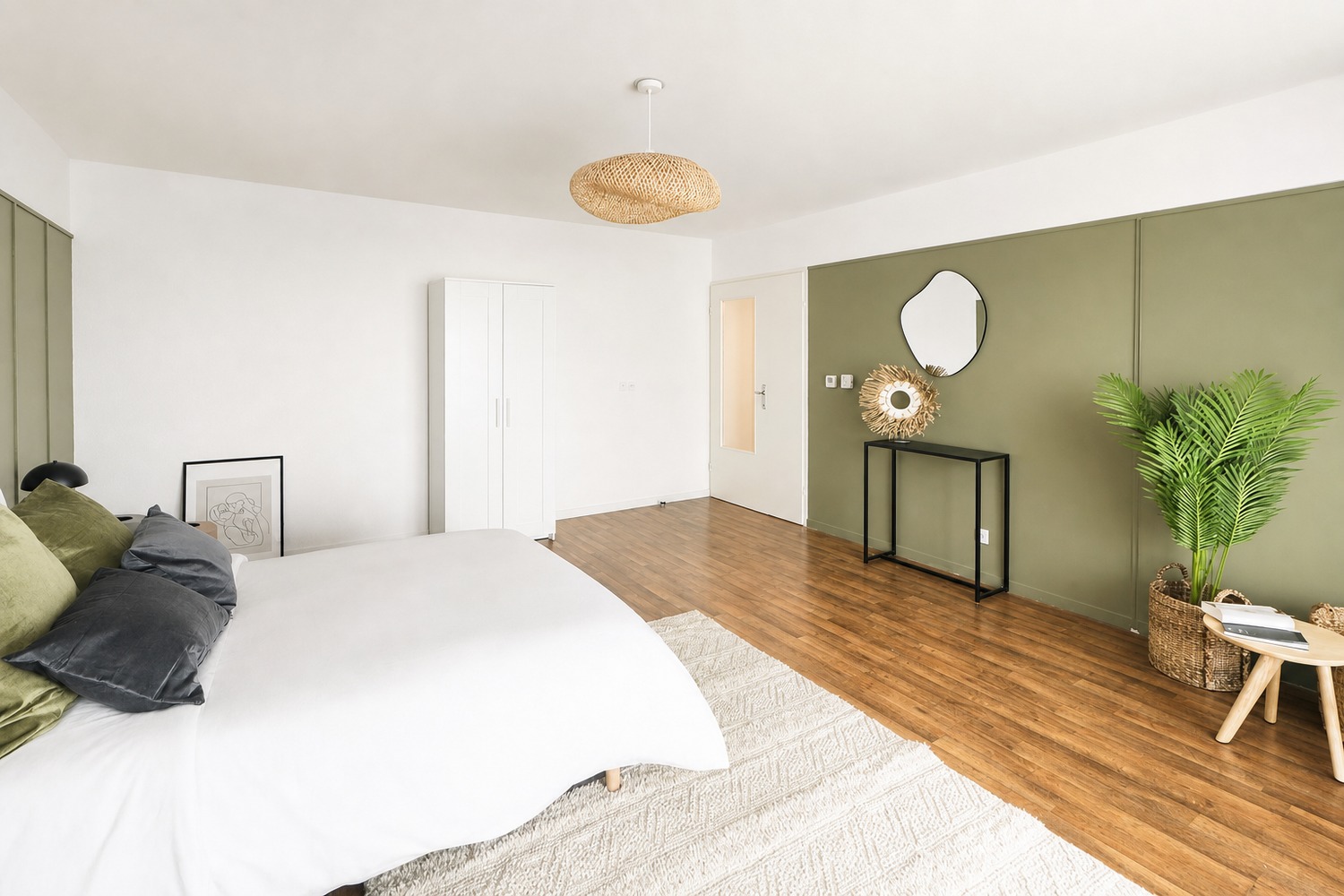 Spacious 25 m² bedroom for rent in coliving in Bègles, near Bordeaux – B019