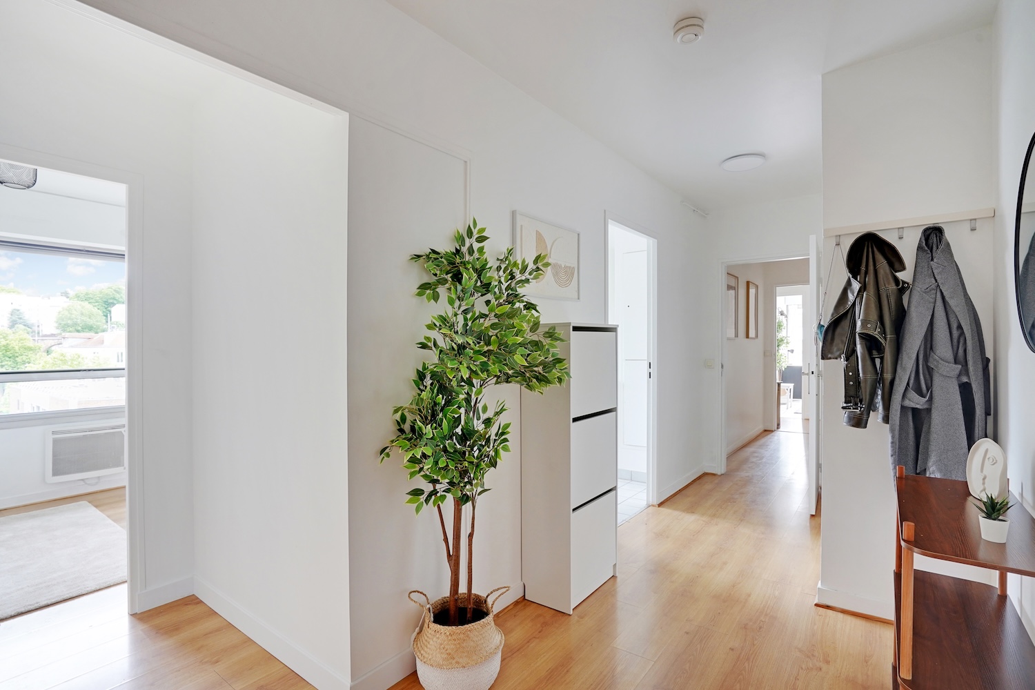 Move into this spacious 15 m² room – ISY01