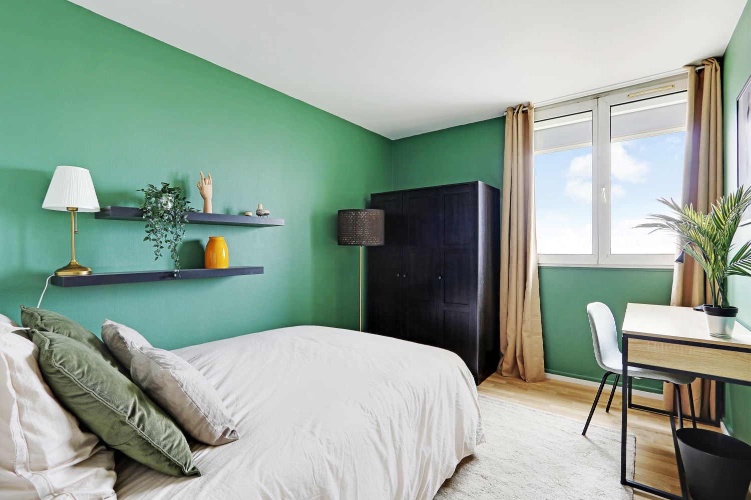 Contemporary 10m² co-living room near Paris – KRB5