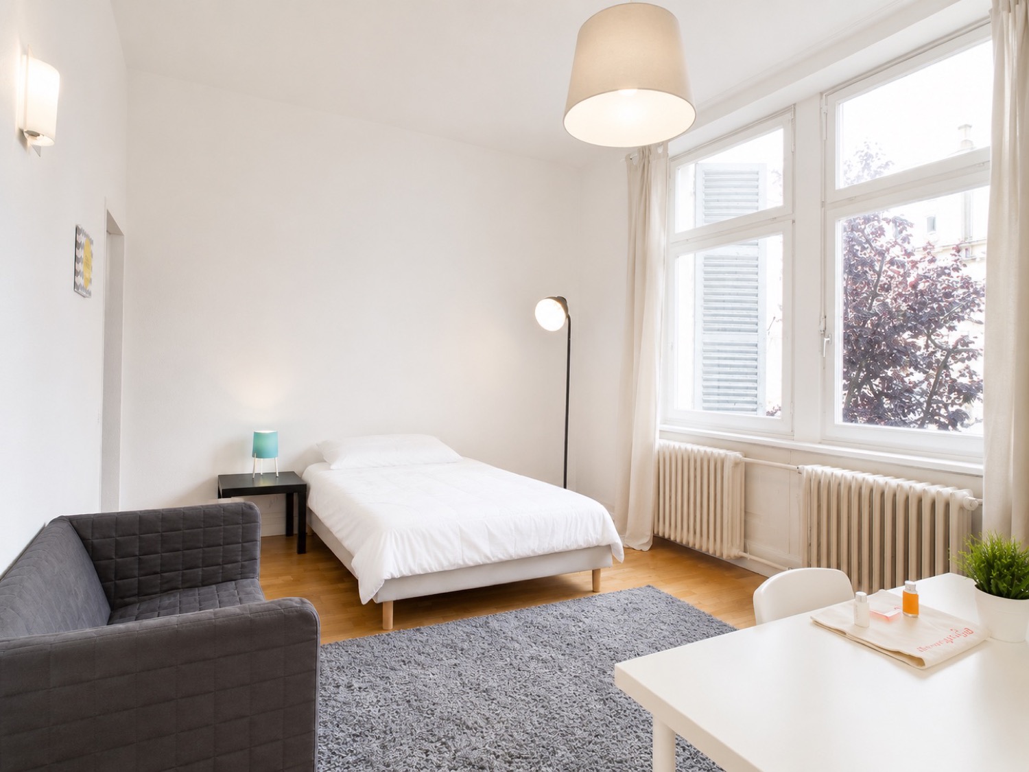 Chambre chaleureuse et lumineuse – 13m² - ST17