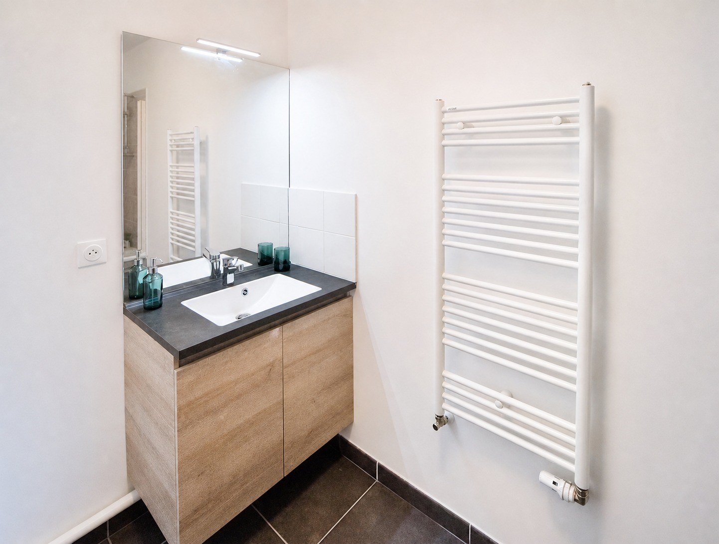 Move into this beautiful 12 m² room in a coliving apartment in Bordeaux right now – BO28