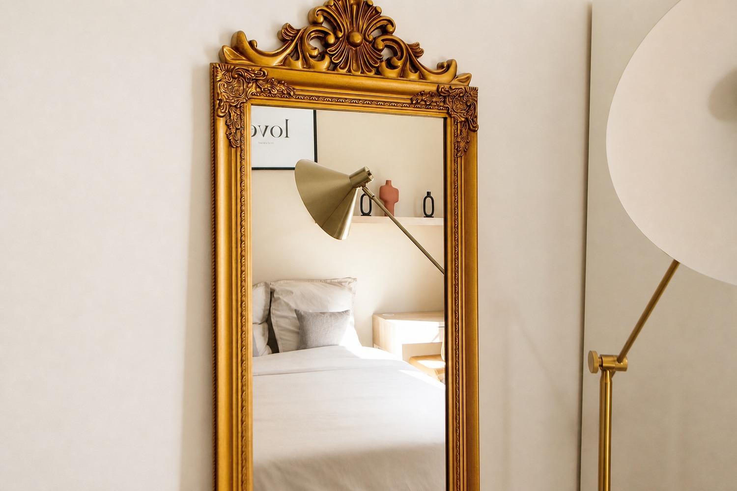 Move into this sophisticated 9 m² room in coliving in Bordeaux right now – BO30