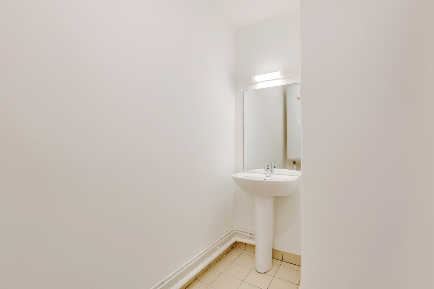 Room of 14 m² in Boulogne-Billancourt – BBC06