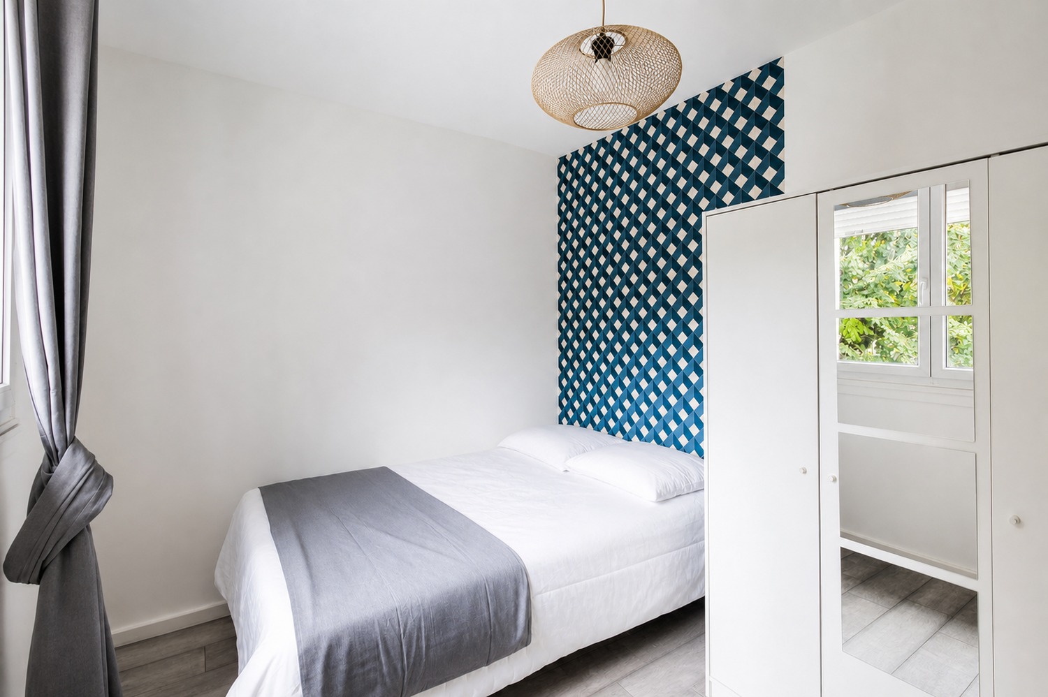 Beautiful bright room – 10m² – LY06