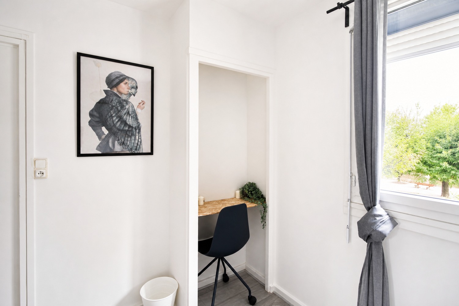 Beautiful bright room – 10m² – LY06