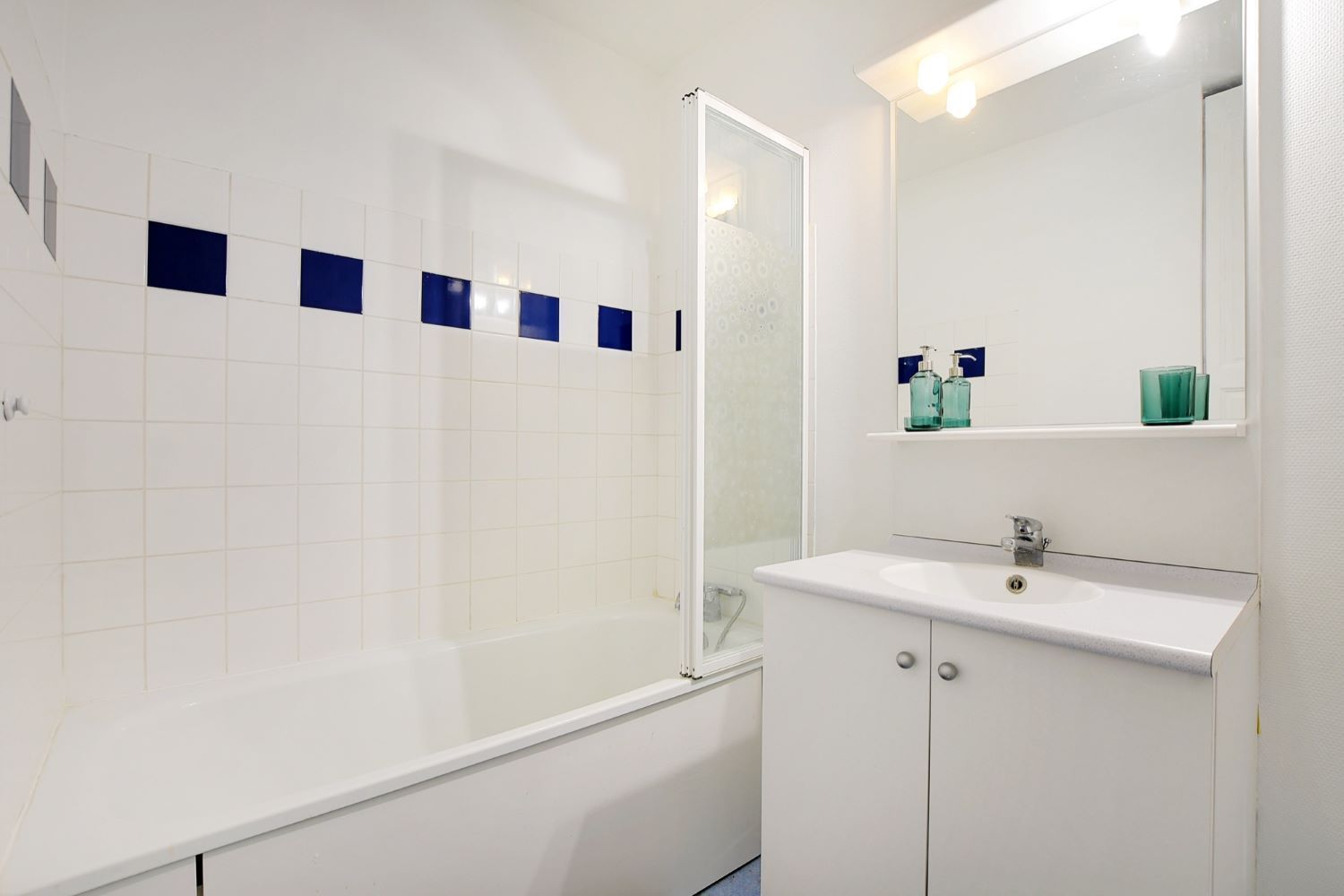 Cozy 11 m² room in co-living at Kremlin-Bicêtre – KRB27