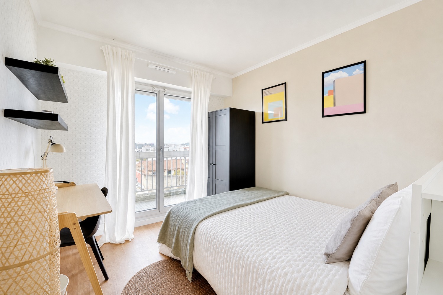 Move into this 10 m² room – BBC04