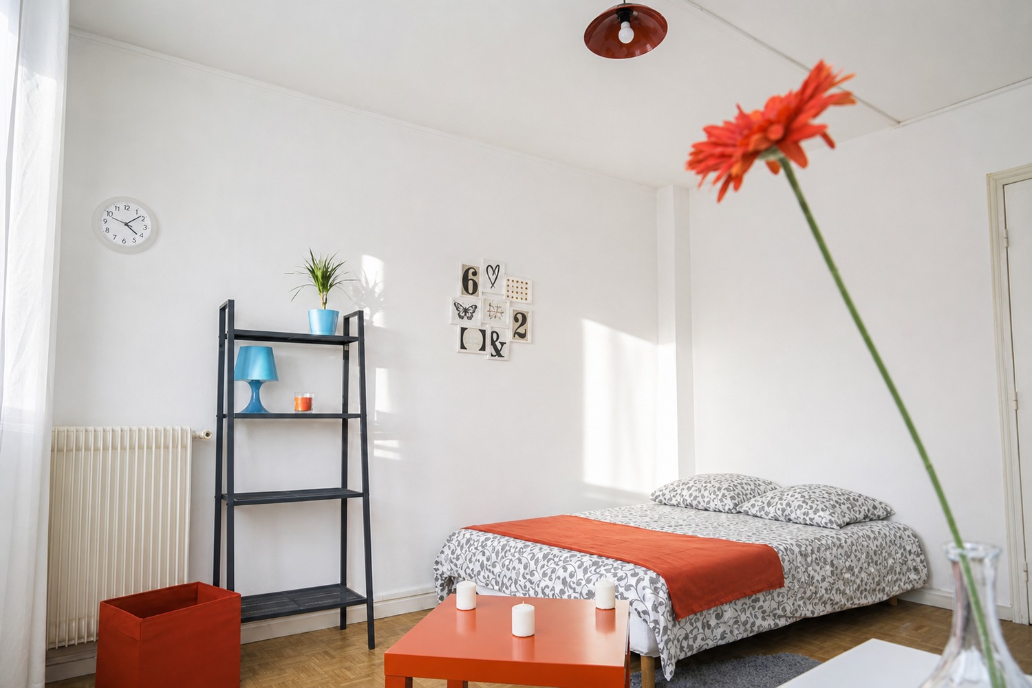 Comfortable and luminous room – 16m² – ST11