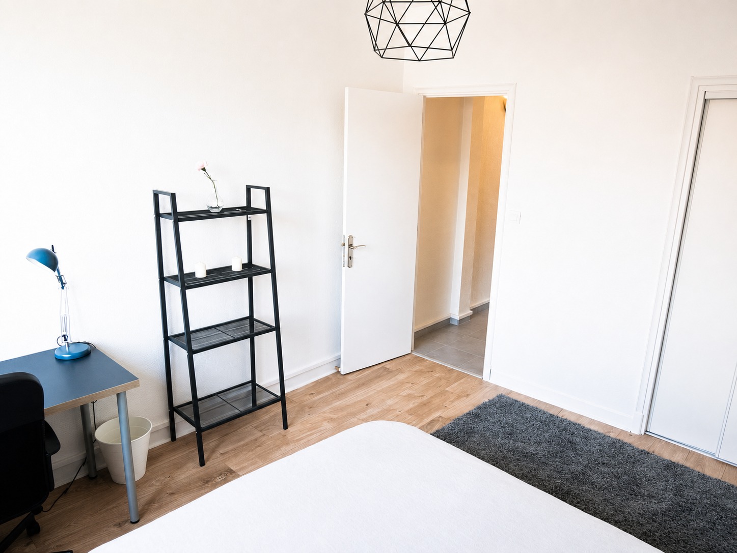 Nice spacious room – 14m² – TO10
