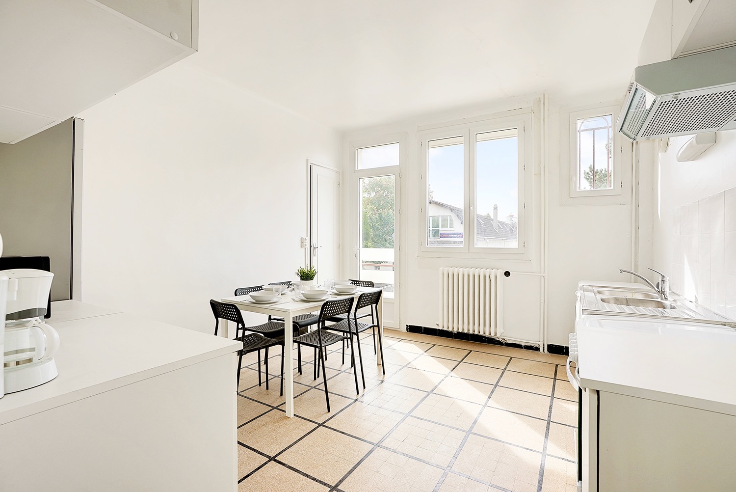 Move into this charming 13 m² room in the heart of Clamart – CLA04