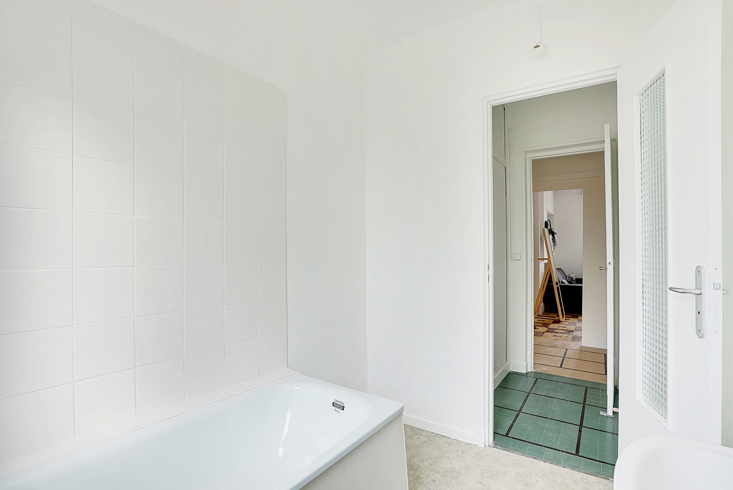 Move into this charming 13 m² room in the heart of Clamart – CLA04