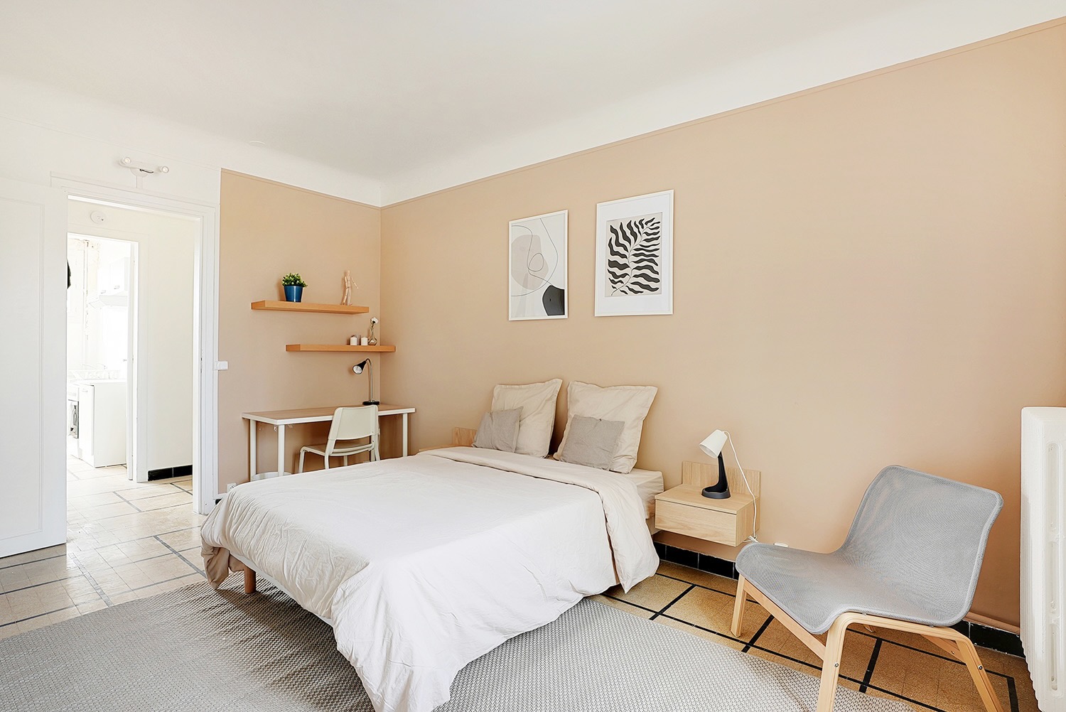 Move into this peaceful 16 m² room near Paris – CLA01