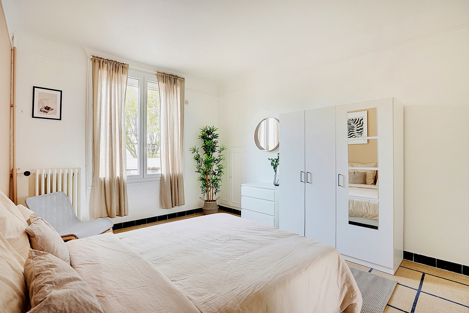 Move into this peaceful 16 m² room near Paris – CLA01