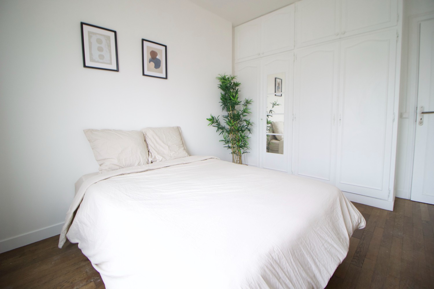 Move into this charming 13 m² room in the heart of Clamart – CLA04