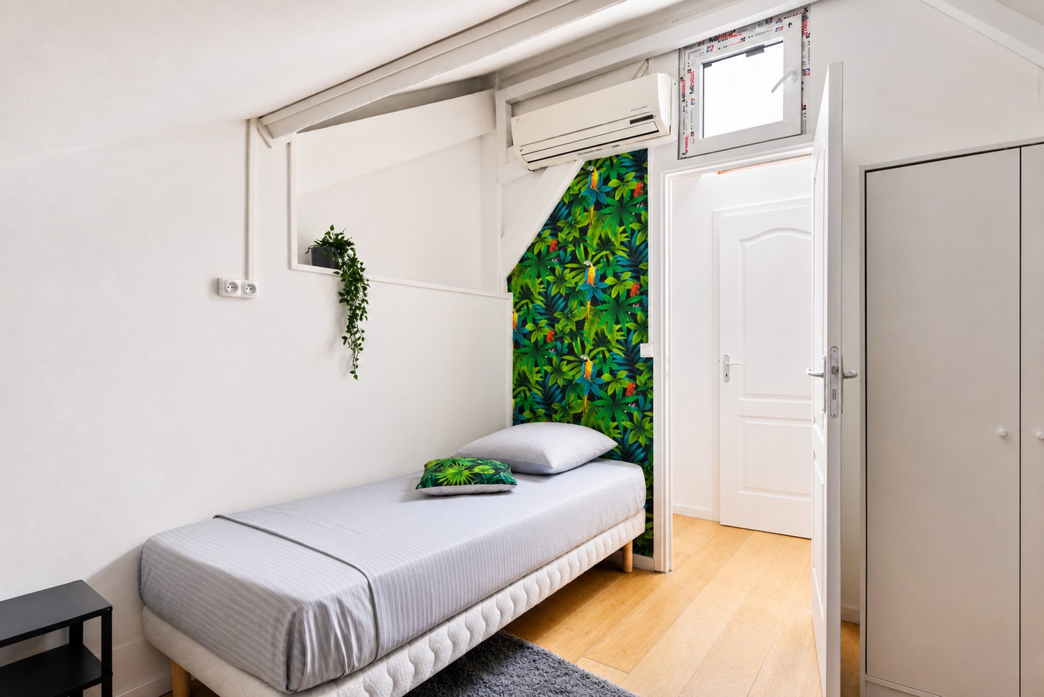 Chambre confortable et lumineuse – 12m² - IV03