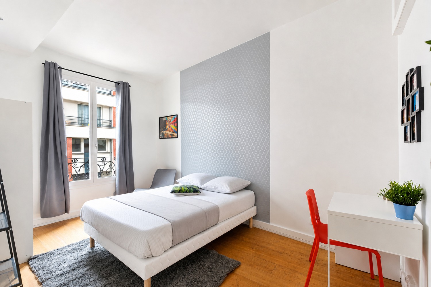 Comfortable and luminous room – 12m² – IV03