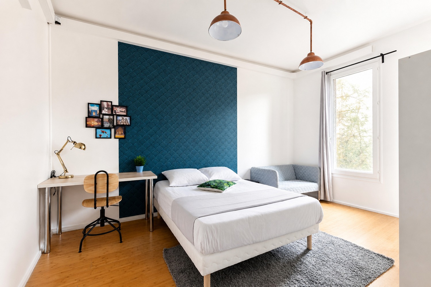 Large luminous room – 17m² – IV04
