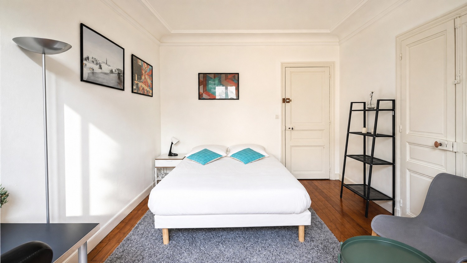 Cosy and luminous room – 14m² – PA48