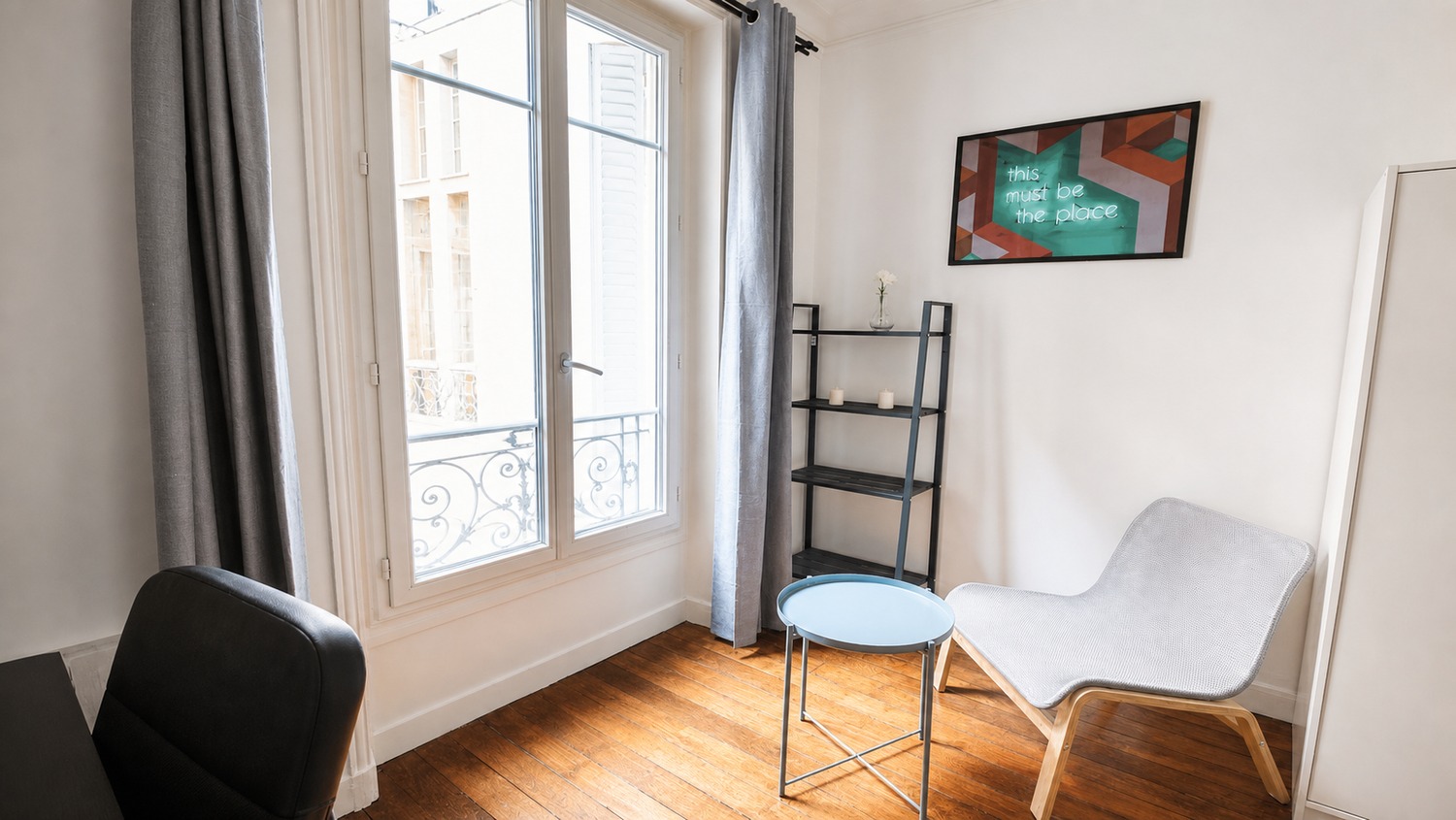 Luminous and cosy room – 13m² – PA49