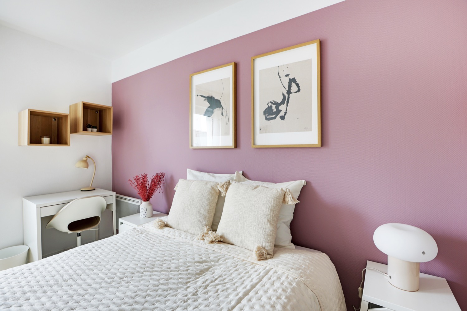 Move into this elegant 10 m² bedroom – CBV02