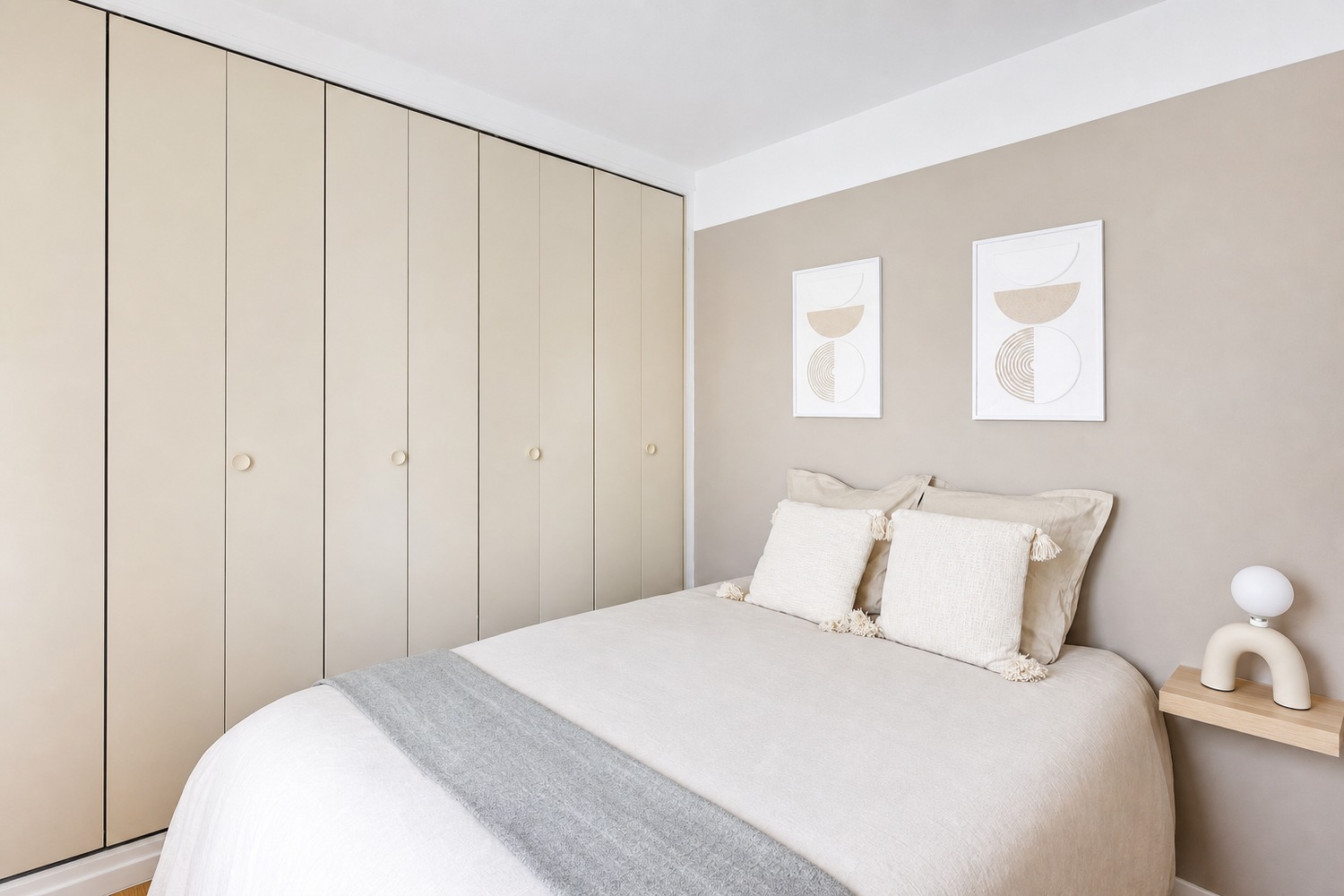 Move into this lovely 10 m² bedroom – CBV04